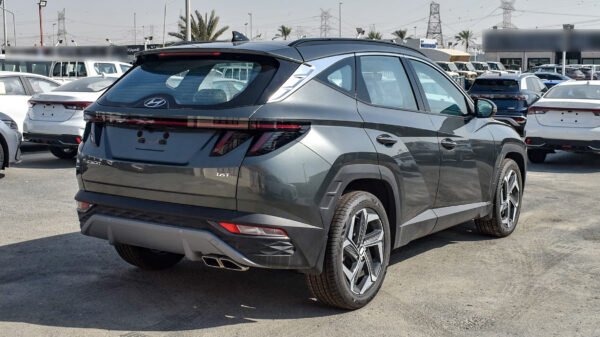 Hyundai Tucson 1.6L Turbo AT (2024 Model) GCC Spec’s - Amazon Grey color - Image 18