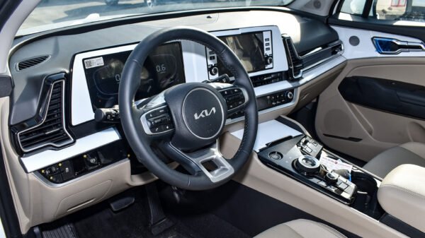 KIA Sportage 1.6L MID Option AT (2024 Model) GCC Spec’s - Image 14