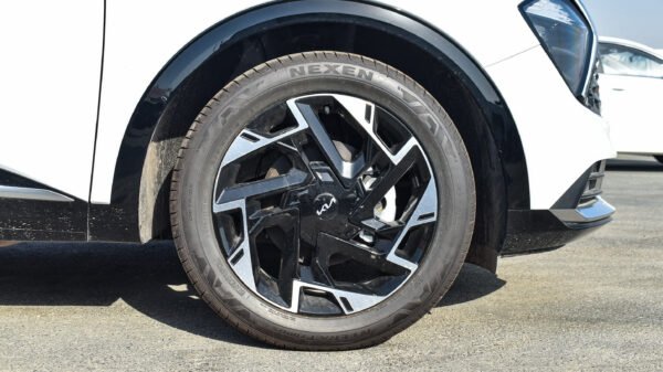 KIA Sportage 1.6L MID Option AT (2024 Model) GCC Spec’s - Image 19