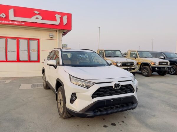 Toyota RAV4 2.5L 4WD GLE AT with Radar GCC Spec’s (2022 Model) - Image 2