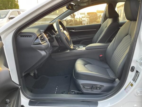 Toyota Camry SE 2.5L Model 2023 - Image 10