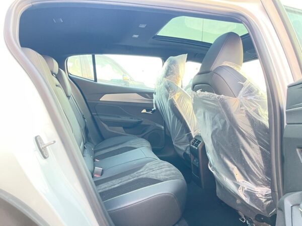 PEUGEOT 408 GT Line (2025 Model) White Color - Image 9