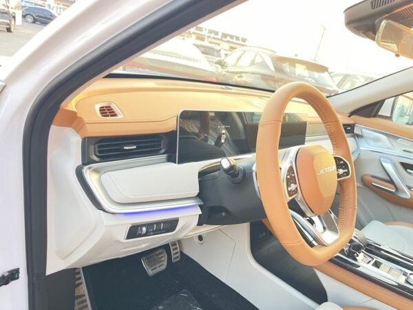 JETOUR MODEL X70 Plus 1.6L Turbo Model 2025 - Image 21