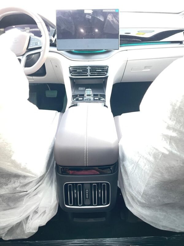 BYD Song PLUS New Energy 2025 EV 605KM flagship model - Image 15