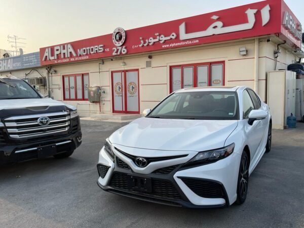 Toyota Camry SE 2.5L Model 2023 - Image 3