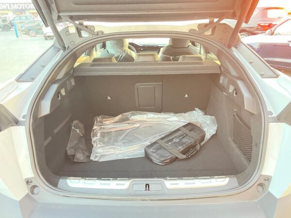 PEUGEOT 408 GT Line (2025 Model) White Color - Image 23