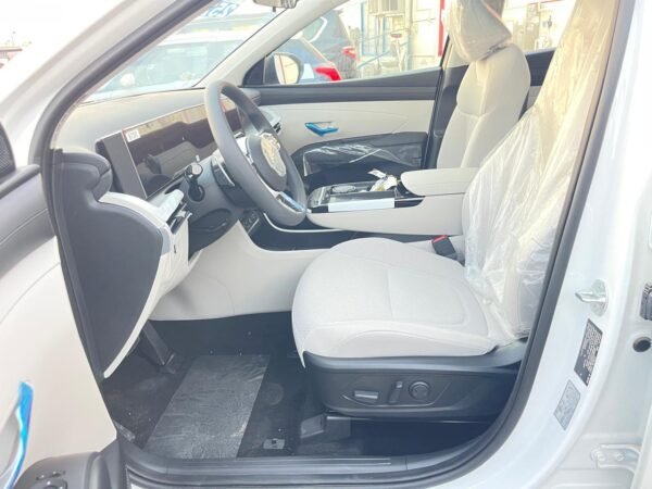 Hyundai Tucson 1.6L Turbo 2025 GCC Spec's - Image 10