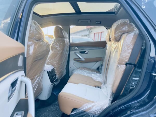 Jetour X70 Plus 1.6L Luxury 2025 - Image 14