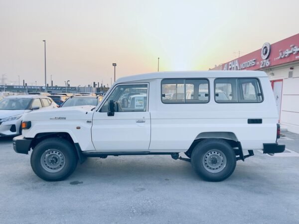 Toyota Land Cruiser 78 2.8L Turbo 2025 - Image 6