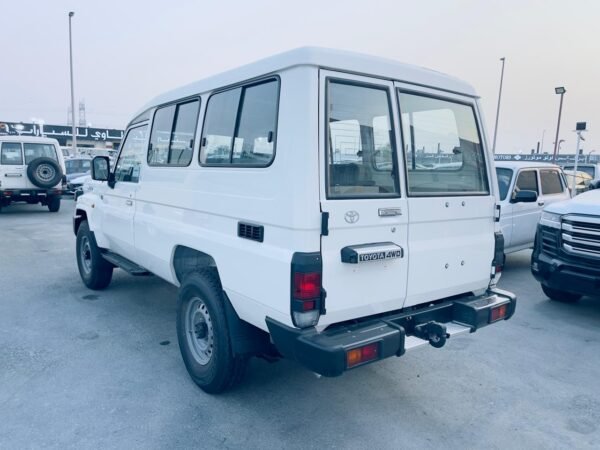 Toyota Land Cruiser 78 2.8L Turbo 2025 - Image 7